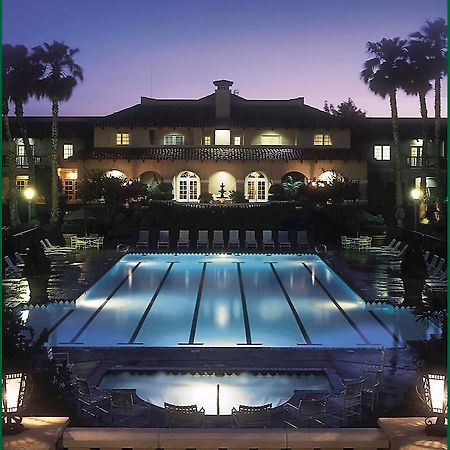 Harris Ranch Inn And Restaurant Huron 外观 照片