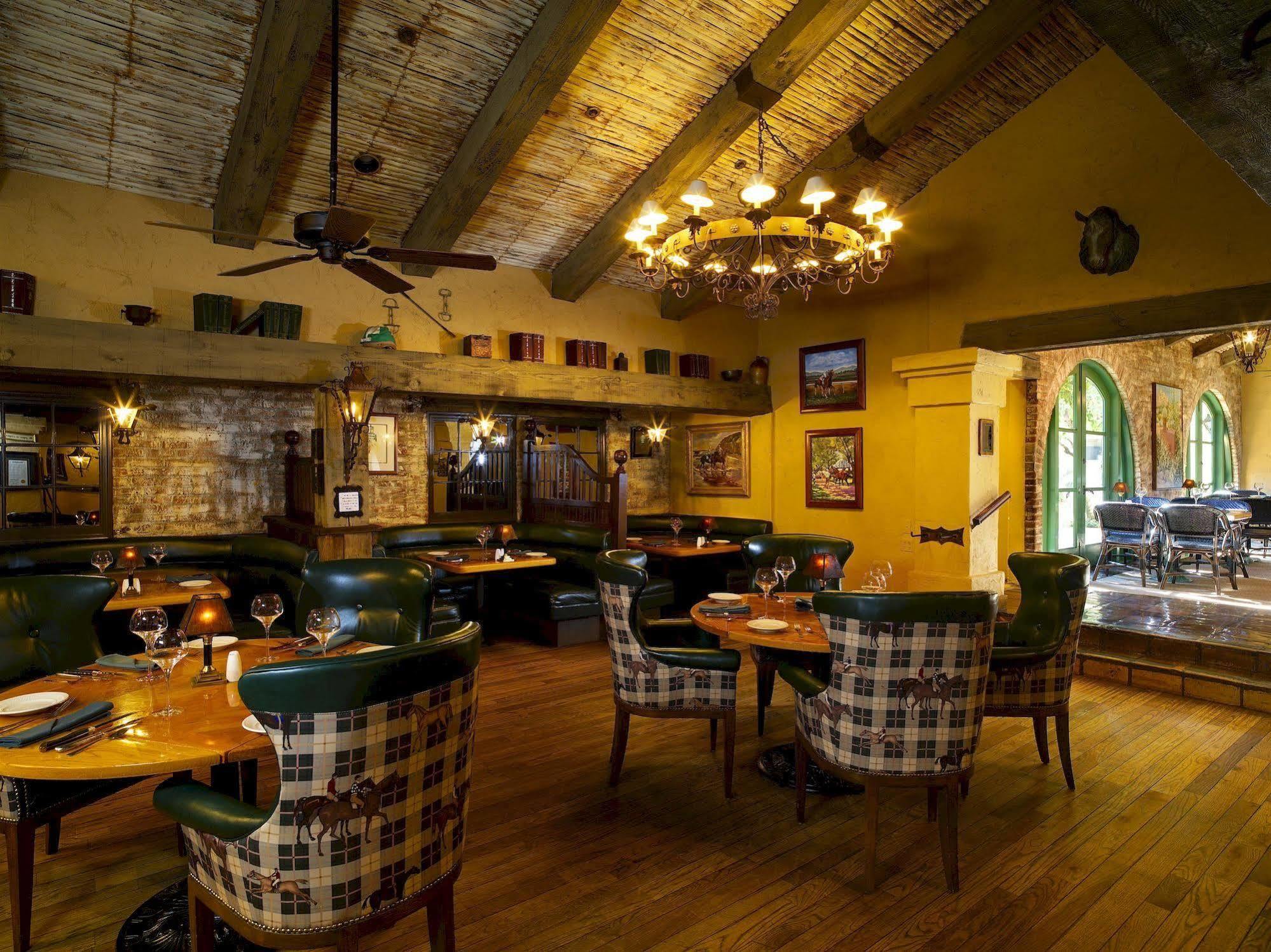Harris Ranch Inn And Restaurant Huron 外观 照片